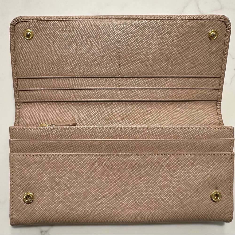 Prada Tan Saffiano Leather Wallet with Gold Logo - Picture 2 of 10